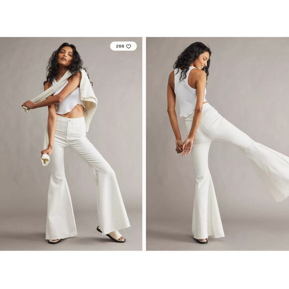 Free People We The Free Bellbottom Just Float On Jeans in Heavenly White 25 - Picture 1 of 16